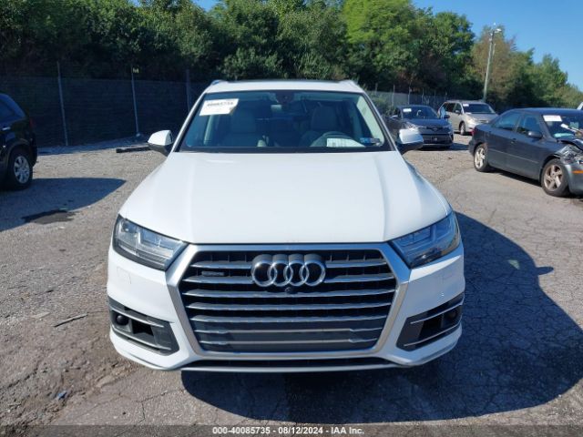 WA1VAAF7XJD016742 Audi Q7 3.0t Premium