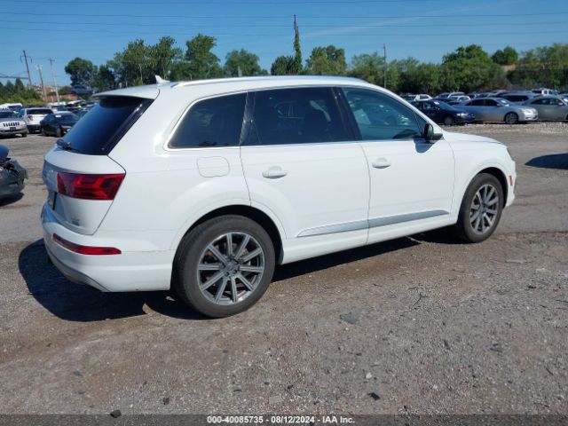 WA1VAAF7XJD016742 Audi Q7 3.0t Premium