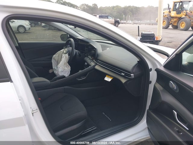 Hyundai ELANTRA SEL 2024 KMHLM4DG7RU712622 Image 5