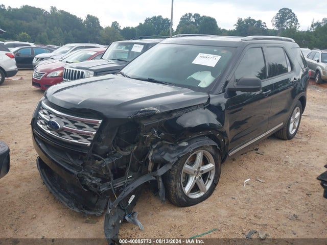 Ford EXPLORER XLT 2018 1FM5K7D82JGB56957 Image 2