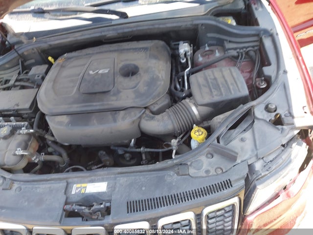 1C4RJEAG5JC383236 Jeep Grand Cherokee Laredo 4x2