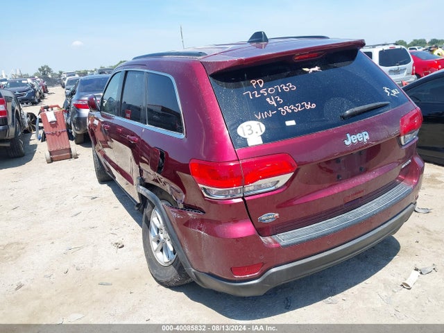 1C4RJEAG5JC383236 Jeep Grand Cherokee Laredo 4x2