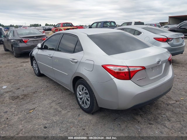Toyota COROLLA LE 2018 2T1BURHE3JC070696 Image 3