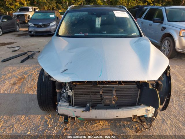 3PCAJ5M38KF130986 Infiniti Qx50 Luxe