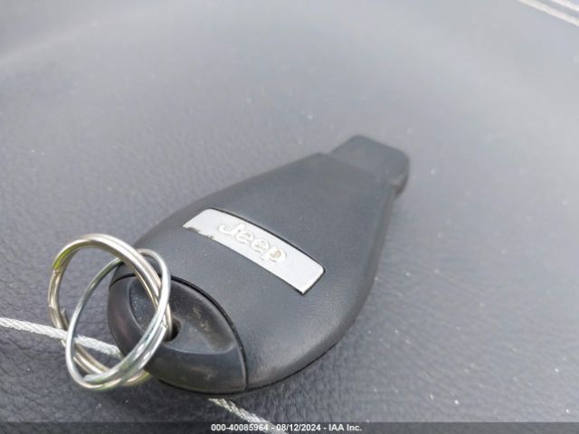 1C4PJLAB6FW601786 Jeep Cherokee Sport