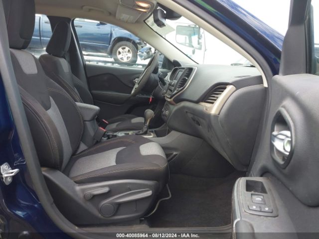 1C4PJLAB6FW601786 Jeep Cherokee Sport