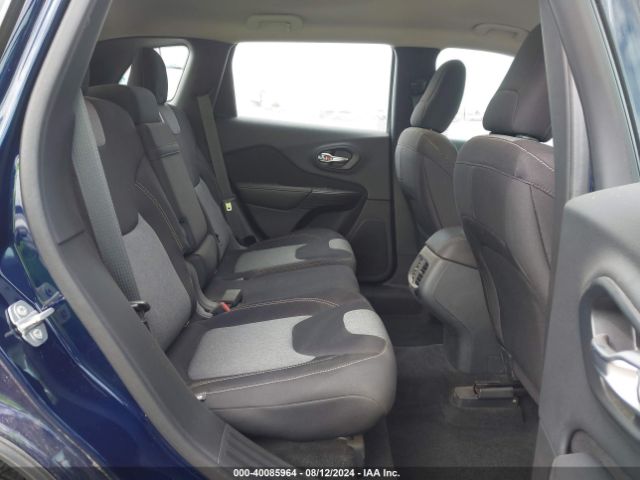 1C4PJLAB6FW601786 Jeep Cherokee Sport