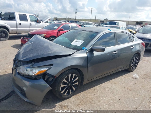 Nissan Altima 2.5 Sv 2018 1N4AL3AP8JC263710 Image 2