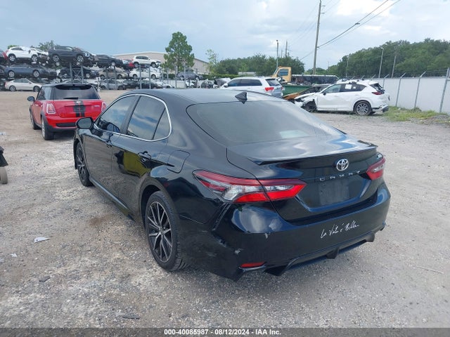 Toyota CAMRY SE 2021 4T1G11AK4MU548045 Image 3