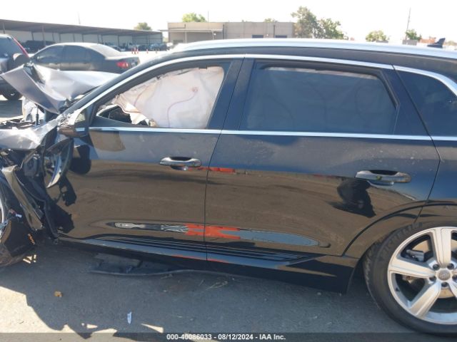 WA1LABGE0KB021763 Audi E-tron Premium Plus