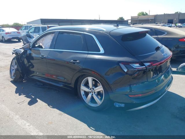WA1LABGE0KB021763 Audi E-tron Premium Plus