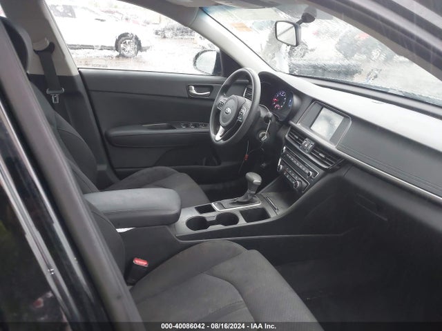 KIA Optima Lx 2018 5XXGT4L38JG213314 Image 5