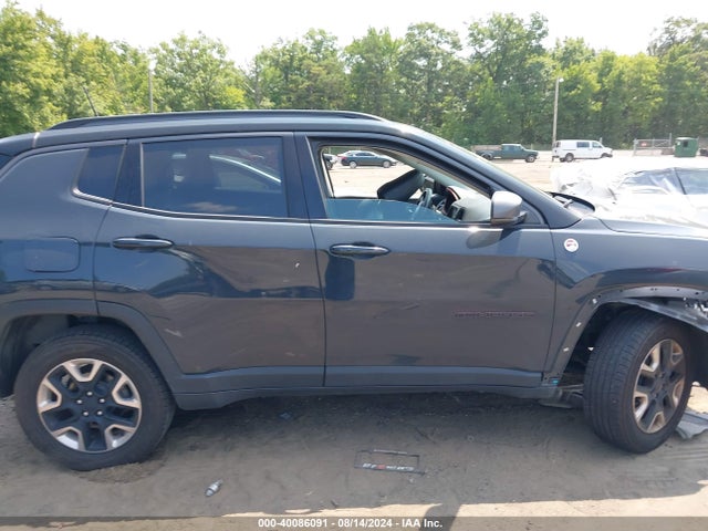 3C4NJDDB6HT631954 Jeep New Compass Trailhawk 4x4