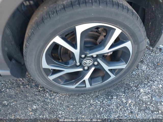 Toyota C-HR XLE 2019 NMTKHMBX4KR075706 Image 12