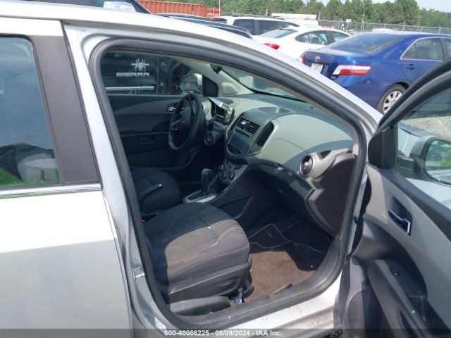 1G1JC5SH5F4105462 Chevrolet Sonic Lt Auto