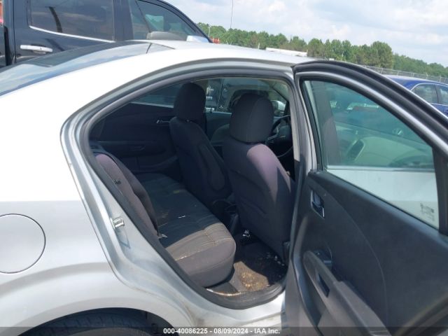 1G1JC5SH5F4105462 Chevrolet Sonic Lt Auto