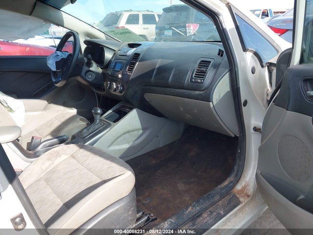 KIA FORTE LX 2015 KNAFK4A6XF5379578 Image 5