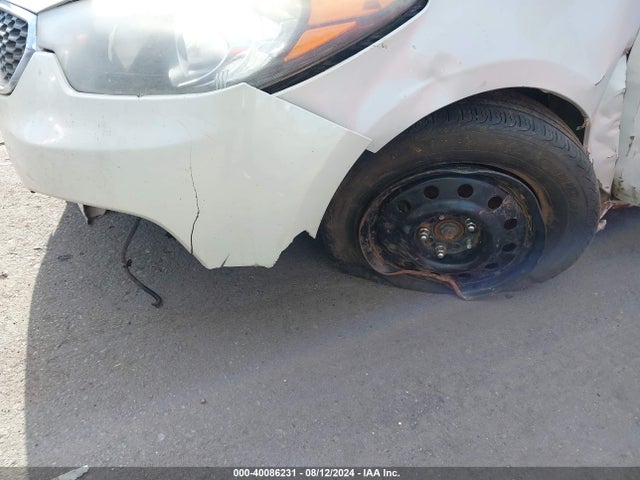 KIA FORTE LX 2015 KNAFK4A6XF5379578 Image 6