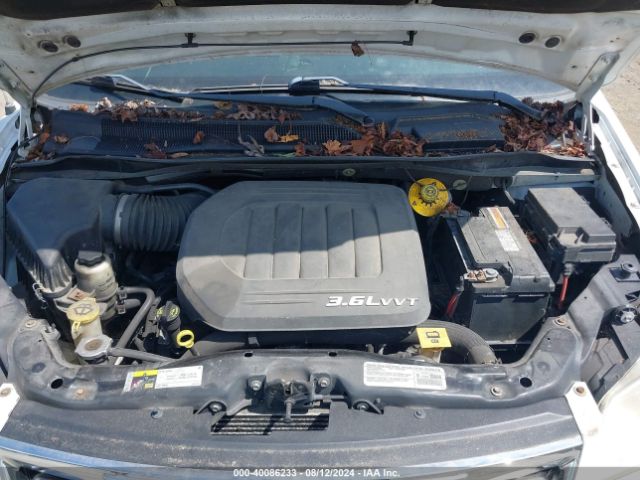 2C4RC1BG8ER209093 Chrysler Town & Country Touring