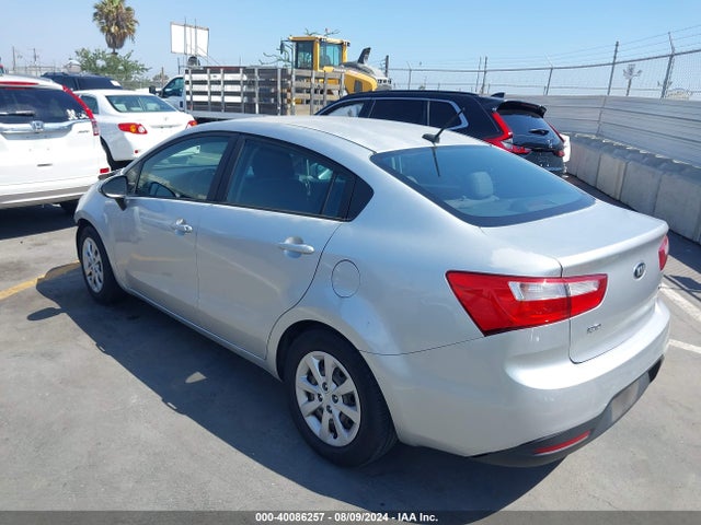 KIA RIO LX 2015 KNADM4A33F6506575 Image 3