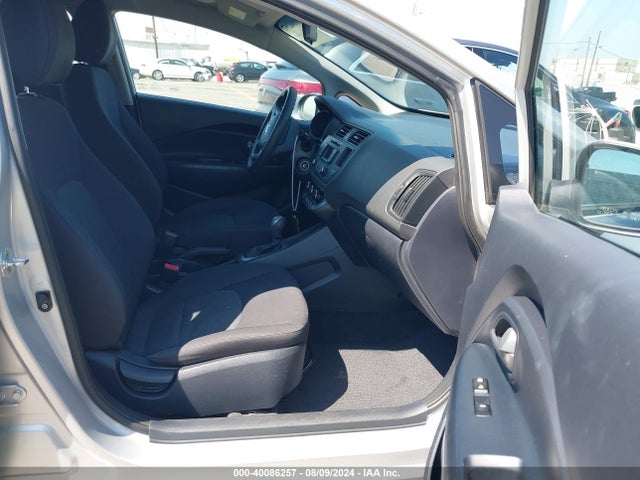 KIA RIO LX 2015 KNADM4A33F6506575 Image 5