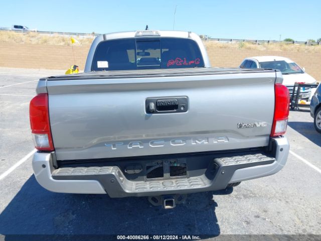 3TMCZ5AN8HM080926 Toyota Tacoma Trd Off Road