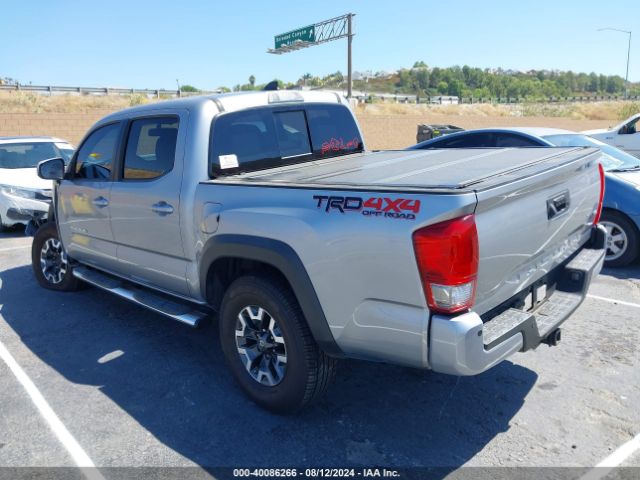 3TMCZ5AN8HM080926 Toyota Tacoma Trd Off Road