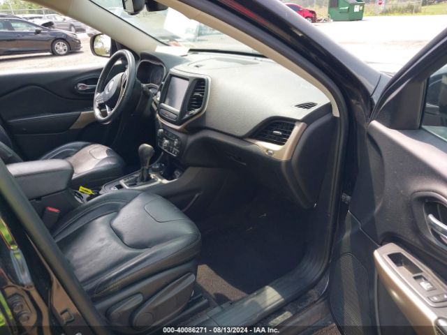 1C4PJMDB7HW584825 Jeep Cherokee Limited 4x4