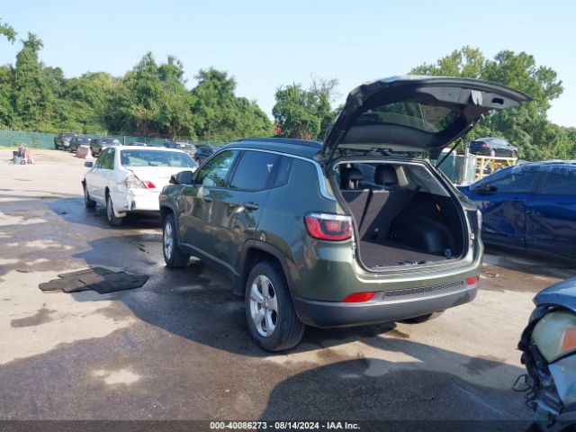 3C4NJDBB3KT600588 Jeep Compass Latitude 4x4