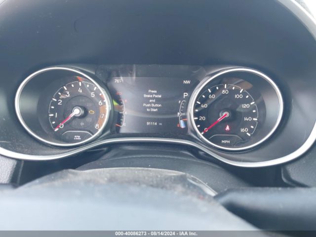 3C4NJDBB3KT600588 Jeep Compass Latitude 4x4