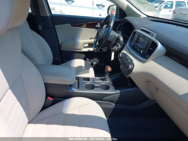 5XYPG4A39GG082955 KIA Sorento 2.4l Lx