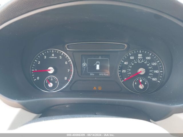 5XYPG4A39GG082955 KIA Sorento 2.4l Lx