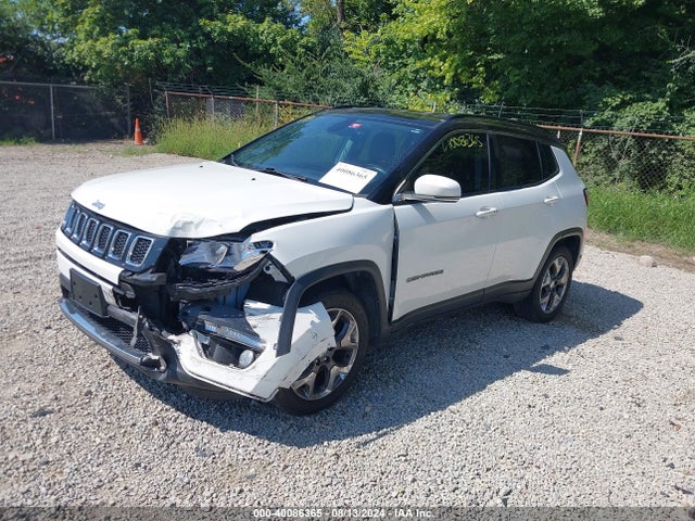 3C4NJCCBXJT318987 Jeep Compass Limited Fwd