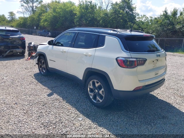 3C4NJCCBXJT318987 Jeep Compass Limited Fwd