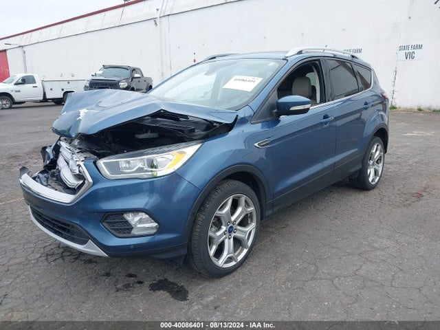 Ford Escape Titanium 2018 1FMCU9J92JUB27146 Image 2