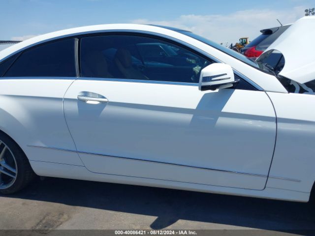 WDDKJ6FB0FF300828 Mercedes-Benz E 400