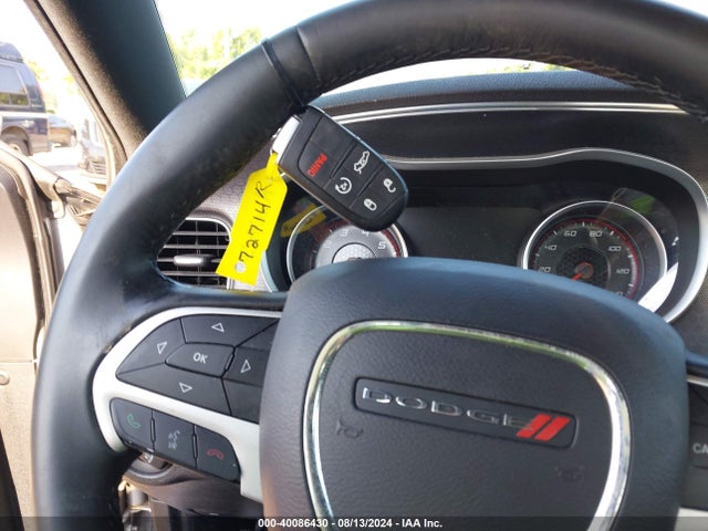 2C3CDXHG5GH266135 Dodge Charger Sxt