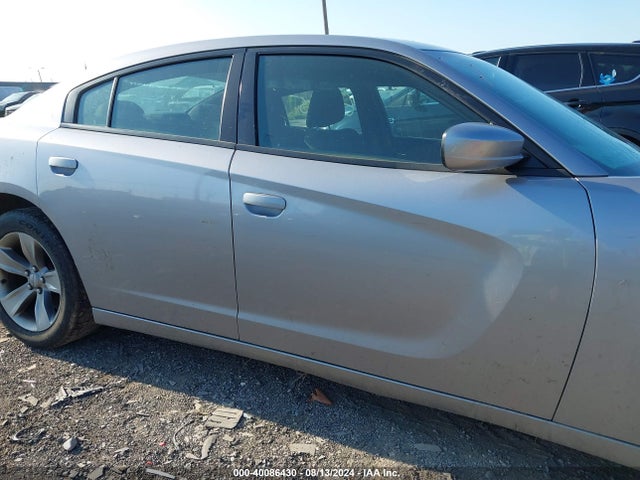 2C3CDXHG5GH266135 Dodge Charger Sxt