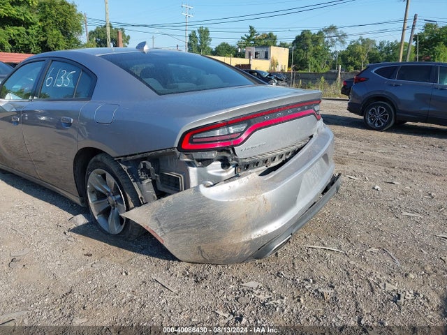 2C3CDXHG5GH266135 Dodge Charger Sxt