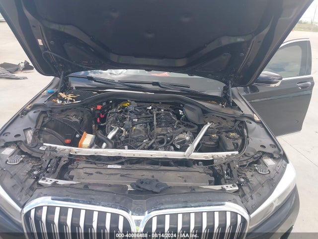 WBA7T2C09LGL17927 BMW 740I