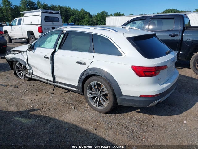 Audi A4 Allroad 2.0t Premium 2017 WA18NAF49HA103244 Image 3