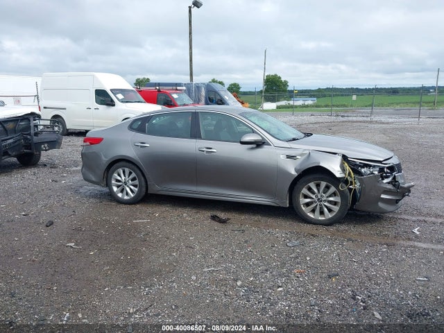 KIA OPTIMA EX 2018 5XXGU4L39JG270831 Image 13