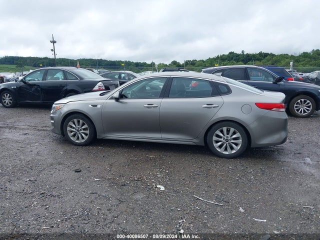 KIA OPTIMA EX 2018 5XXGU4L39JG270831 Image 14