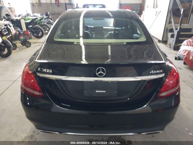 55SWF4KB6GU174258 Mercedes-Benz C 300 4matic/luxury 4matic/sport 4matic