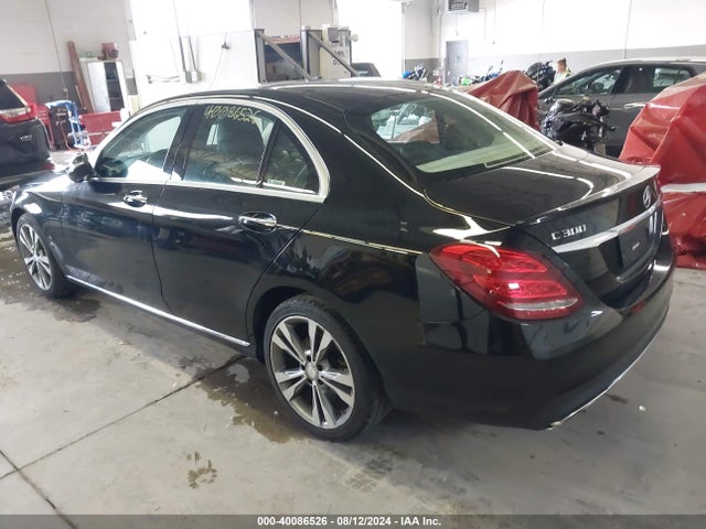 55SWF4KB6GU174258 Mercedes-Benz C 300 4matic/luxury 4matic/sport 4matic