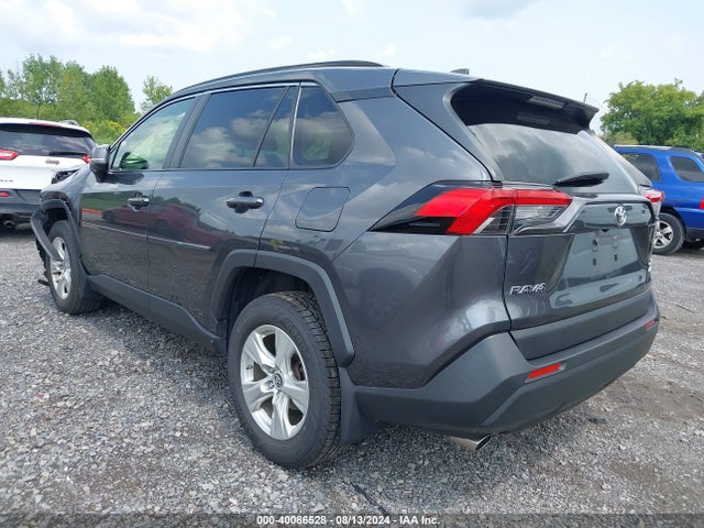 Toyota Rav4 Xle 2019 JTMP1RFV2KD017915 Image 3