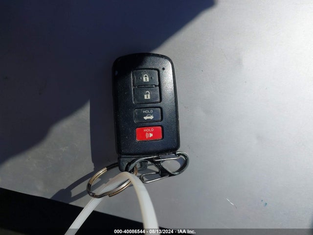 Toyota COROLLA SE 2017 2T1BURHE9HC804588 Image 11