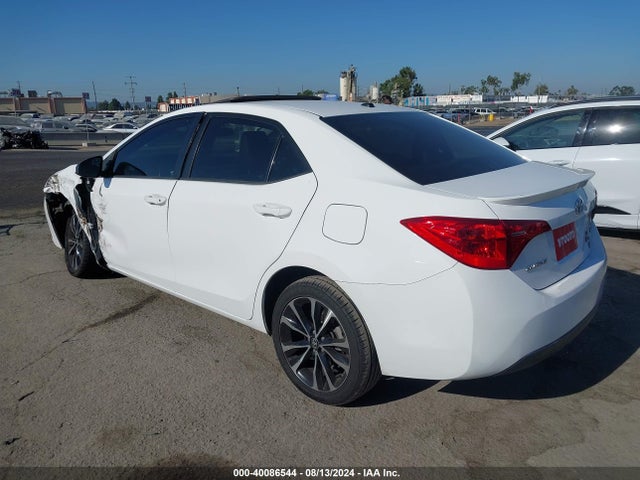 Toyota COROLLA SE 2017 2T1BURHE9HC804588 Image 3