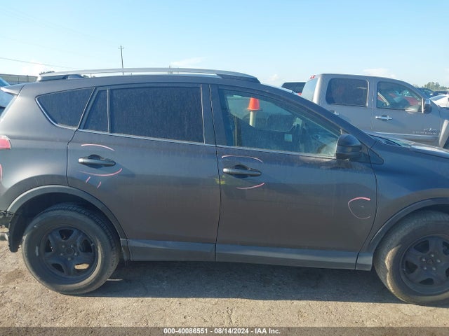 Toyota RAV4 LE 2017 2T3ZFREV9HW324523 Image 13