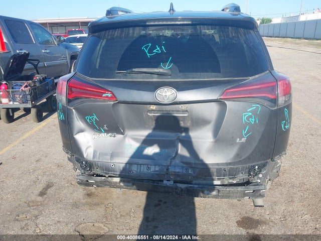 Toyota RAV4 LE 2017 2T3ZFREV9HW324523 Image 16
